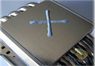 CPU導熱矽脂的正確塗抹方法和用量之“十字法”